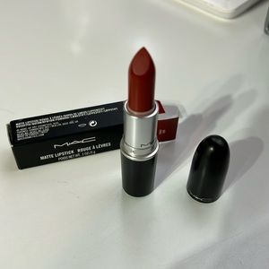 Mac Chili Lipstick New